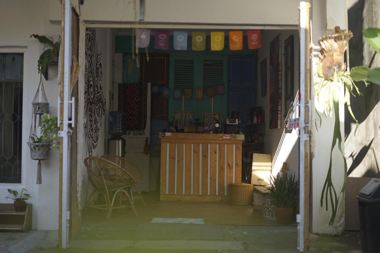 Oke Baik Hostel Yogyakarta Esterno foto