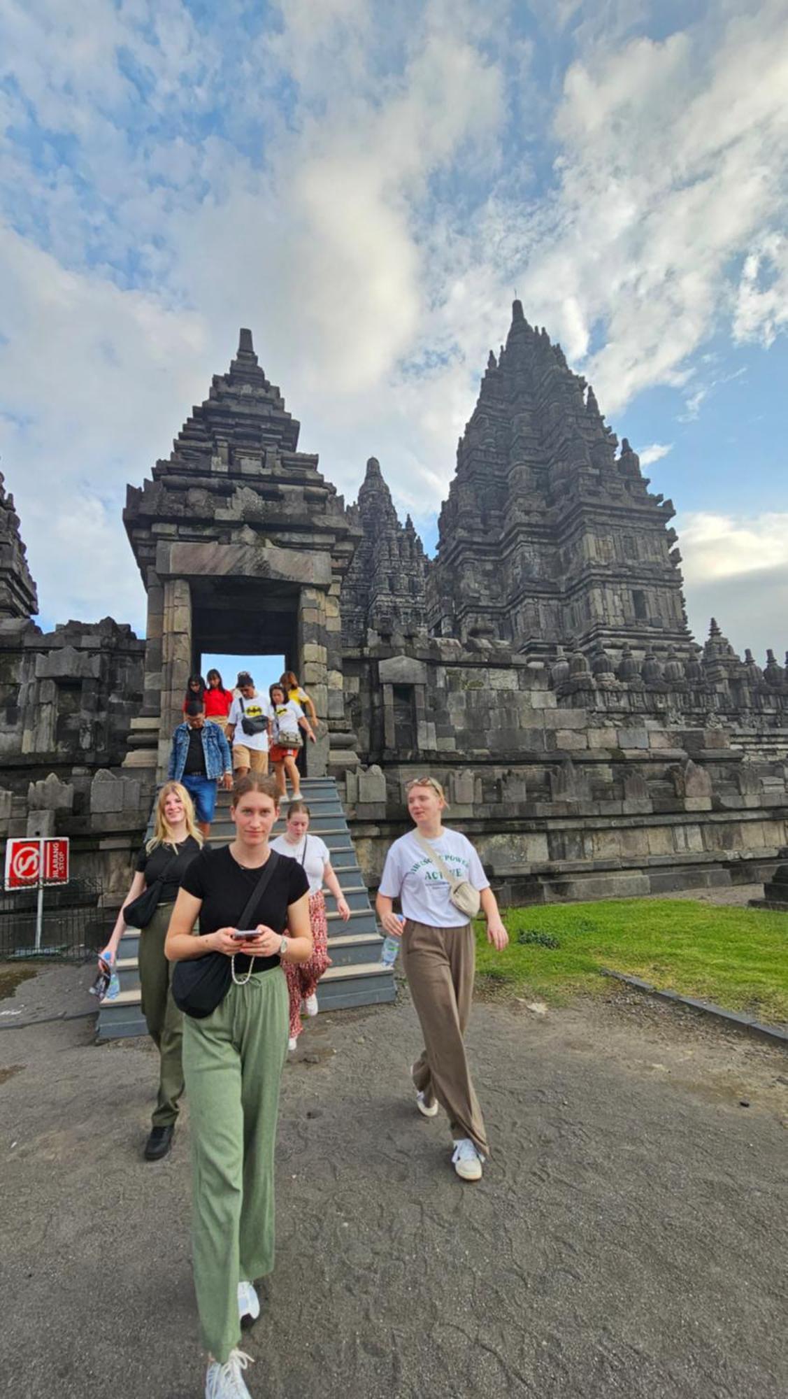Oke Baik Hostel Yogyakarta Esterno foto