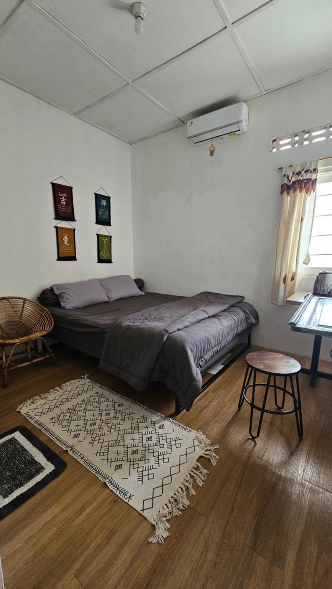 Oke Baik Hostel Yogyakarta Esterno foto