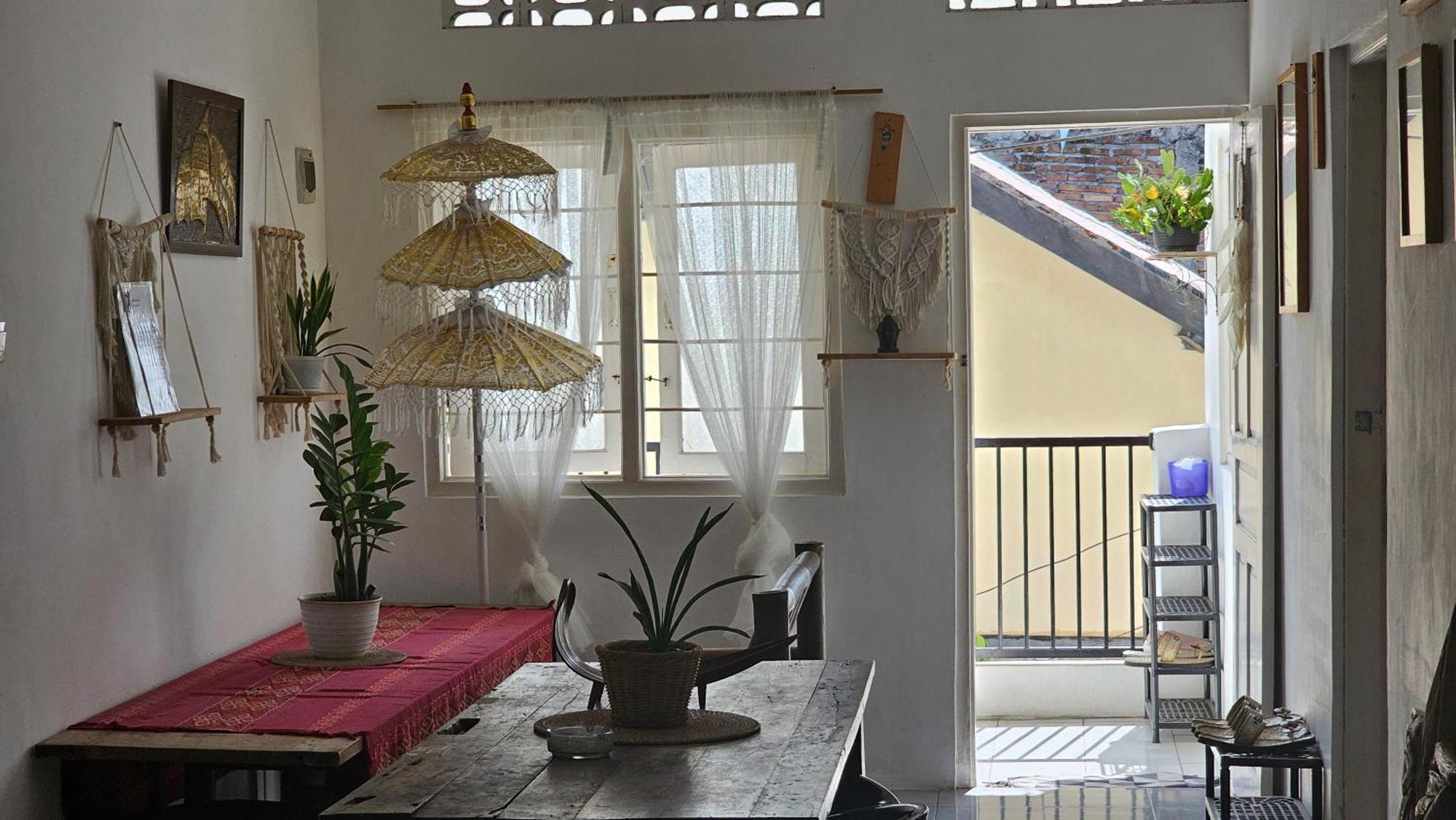 Oke Baik Hostel Yogyakarta Esterno foto