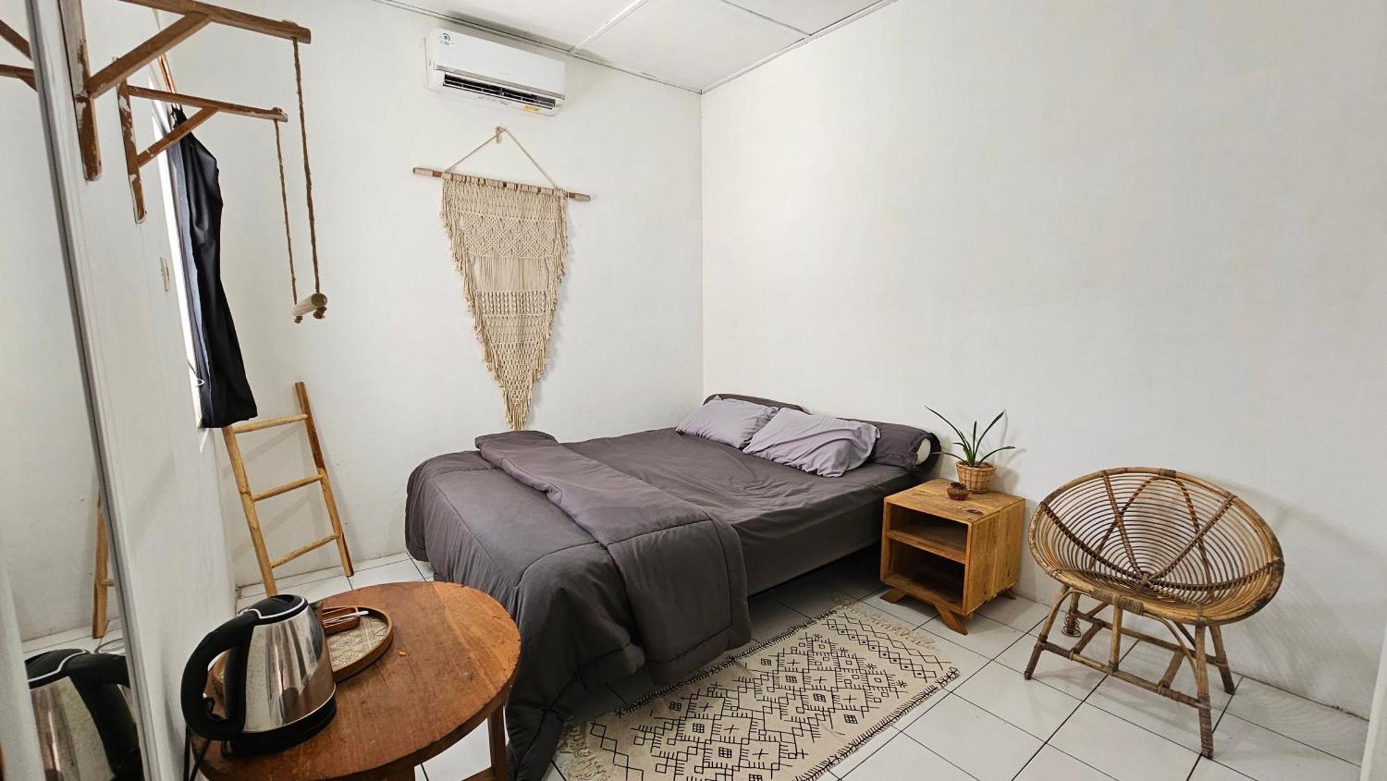 Oke Baik Hostel Yogyakarta Esterno foto